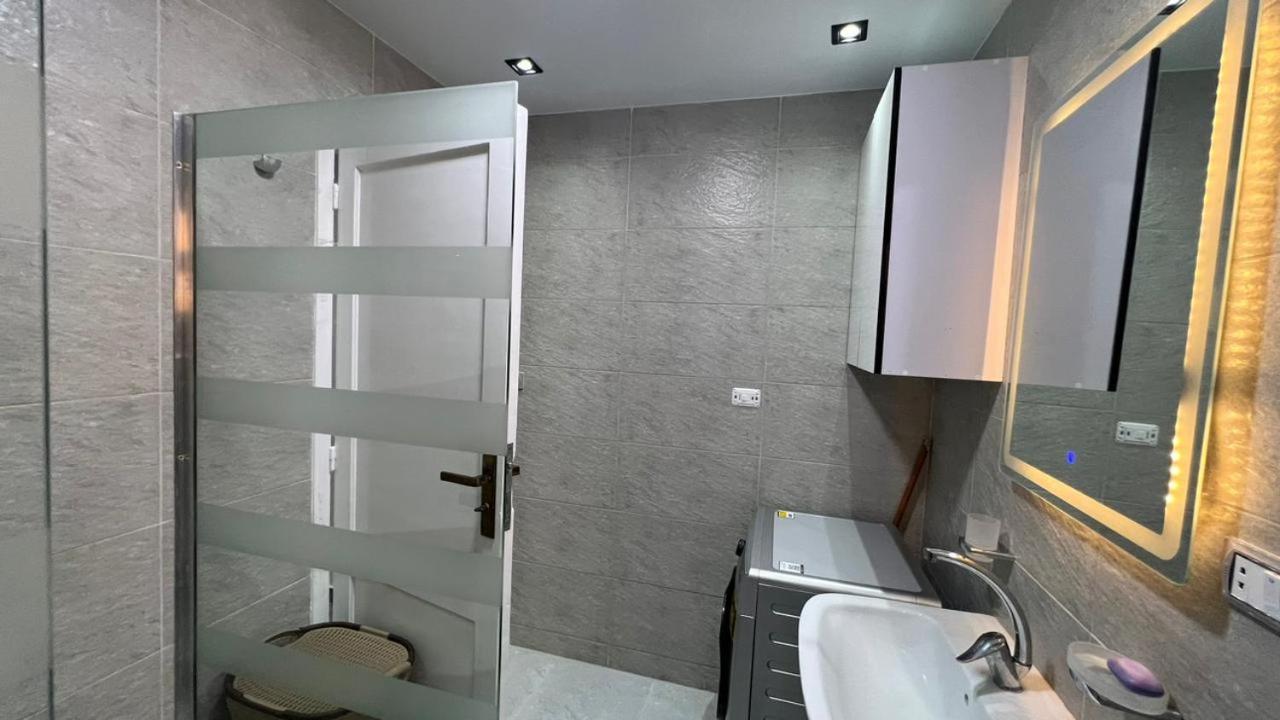 Apartment G46 Alrehab Cairo